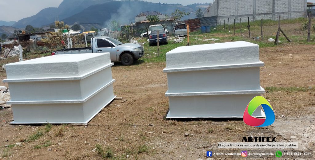 Planta de tratmiento de aguas residuales fabricada en fibra de vidrio. Artifex.